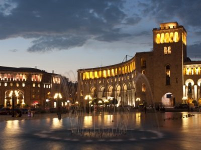 Armenia, Yerevan, Republic Square400x300