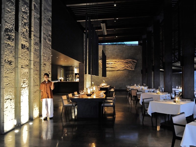 Bali_AlilaVillas_Soori_Cotta_Restaurant_800x600