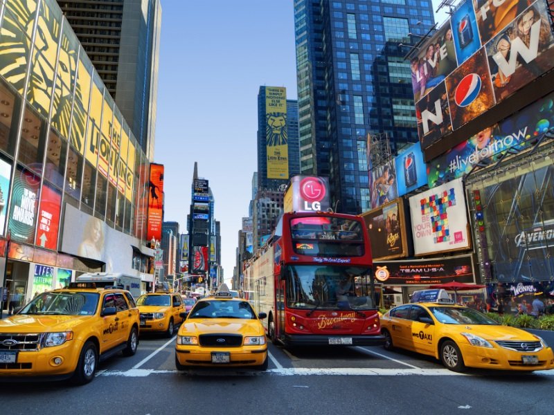 USA_NewYorkCity_May_Times Square_800x600