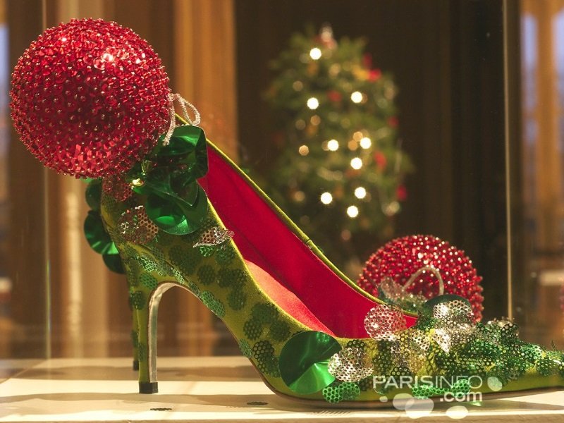 Pariisi_Christmas_shoe_800x600