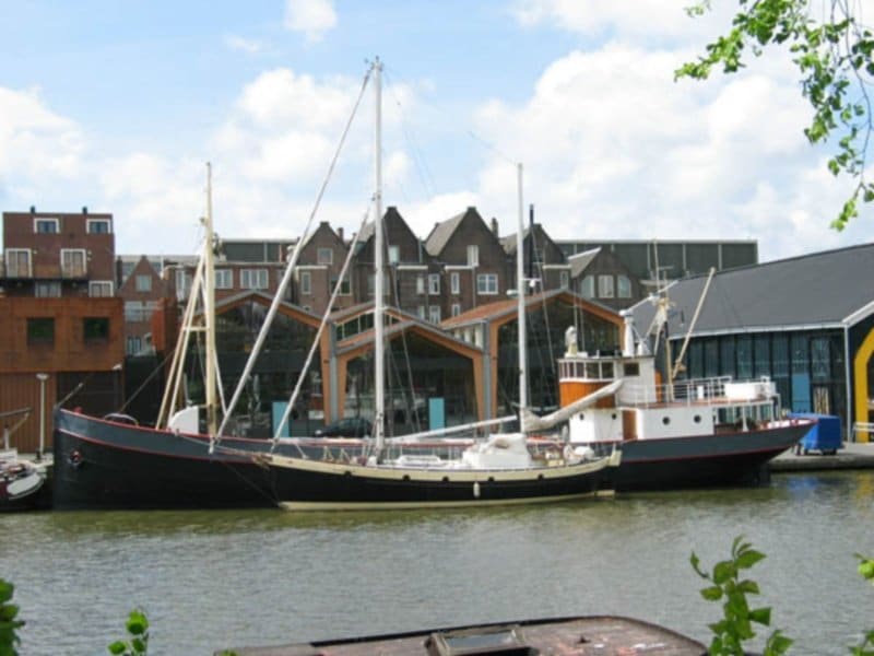 Amsterdam_museo_werft_kromhout_docks_800x600