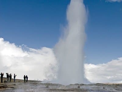 Islanti_Geysir-area_400x300