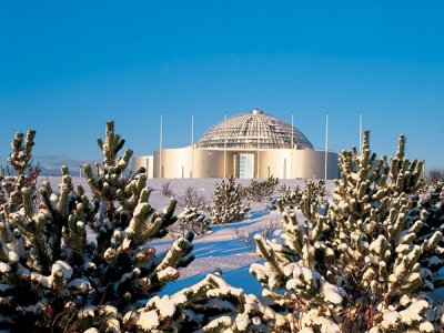 Islanti_Perlan-winter_400x300