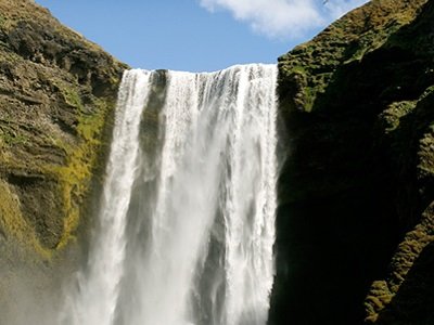 Islanti_Skogafoss_400x300