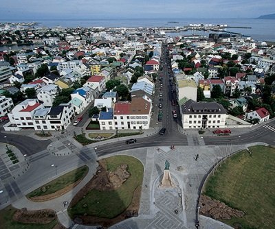Reykjavik-view-Hallgrimskirkja_400x300