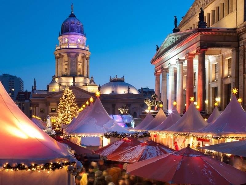 Saksa_BerlinChristmas market_800X600