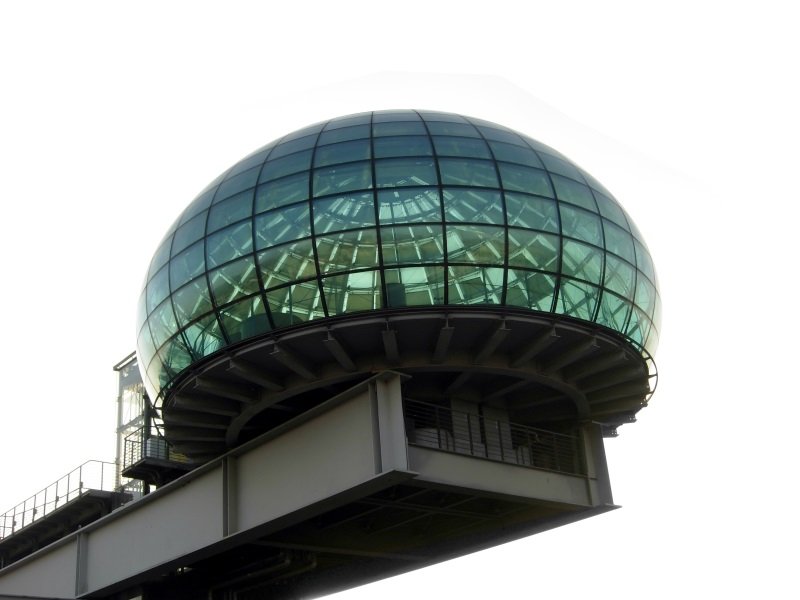 Torino_Glass dome, Lingotto, Turin_800x600