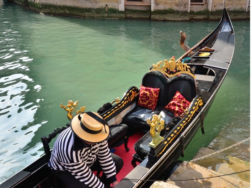 Venetsia_Gondola_800x600