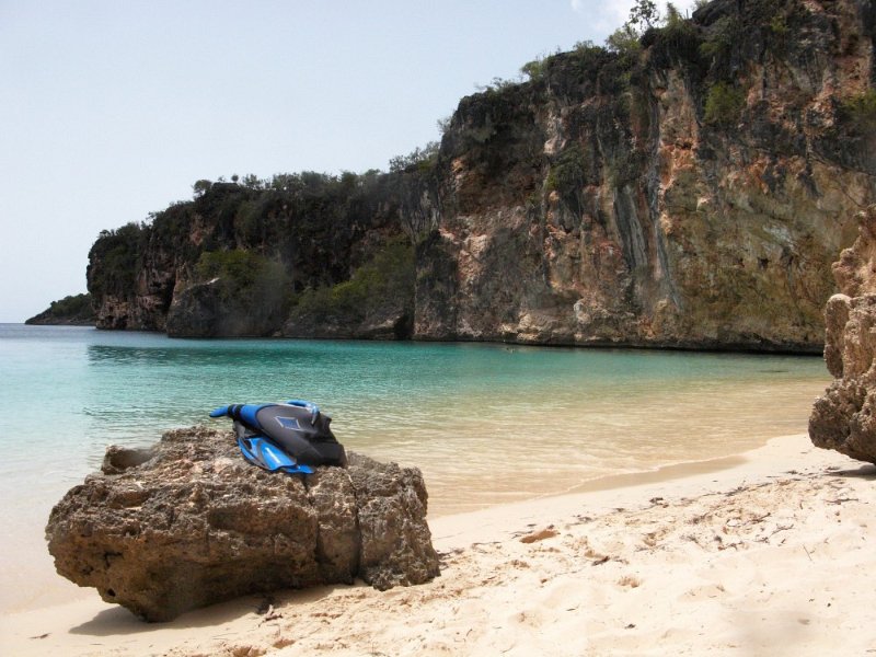 Anguilla_sukellusranta_800x600