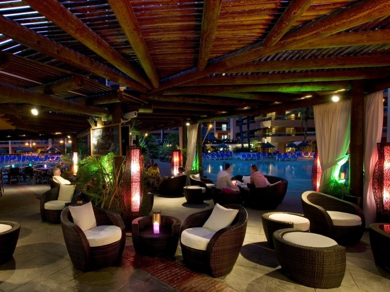 Espanja_SUNSET BEACH HOTEL_ilta800x600