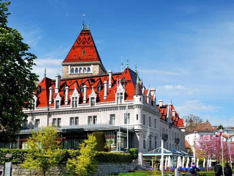 Genova_Beautiful house on Lake Geneva, Switzerland_800x600