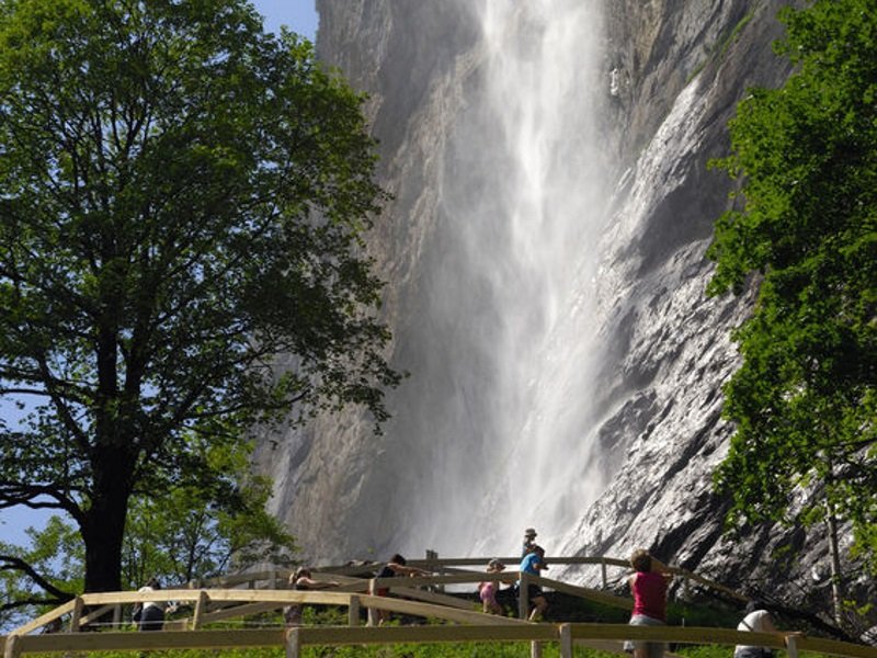 sveitsi_jungfrau_staubbachfall-4_800x600