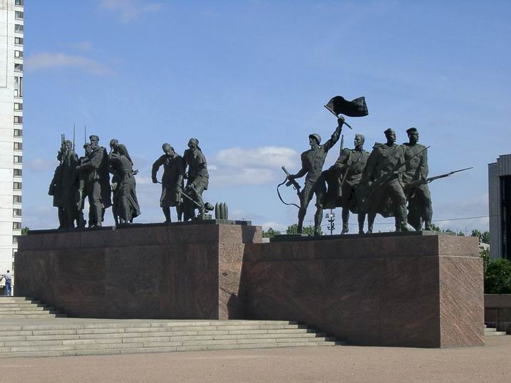 Venäjä_Pietari_Leningradin puolustajien muistomerkki