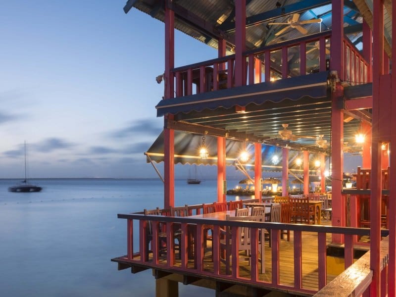 Bonaire_Divi_Flamingo_Beach_Resort_Casino_Restaurant_Chibi_Chibi_800x600