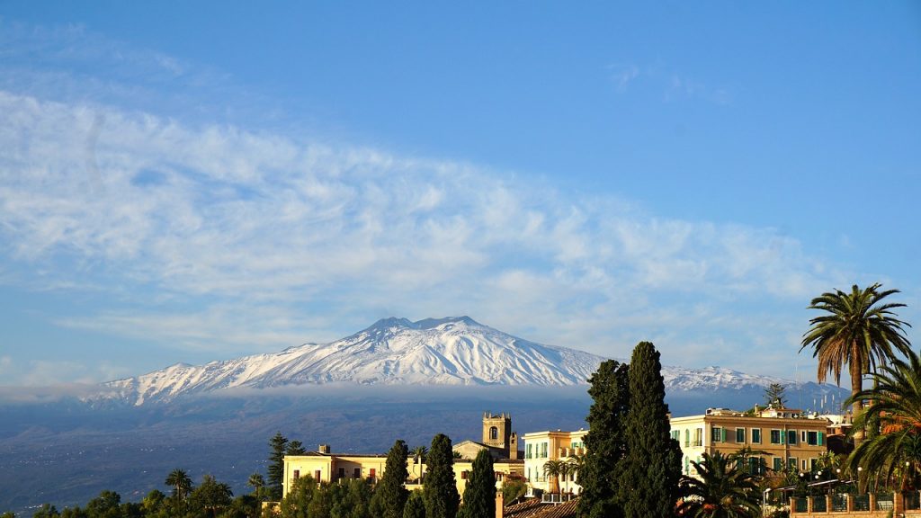 Italia-Sisilia-Etna-1280