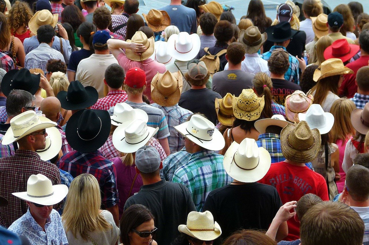 Kanada-calgary-crowd-1280