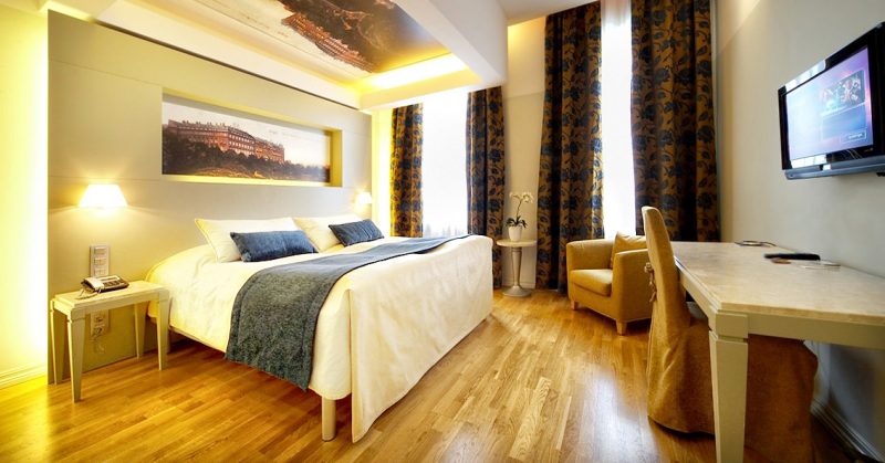 Latvia-Riika-Opera-spa-htl-standard_room