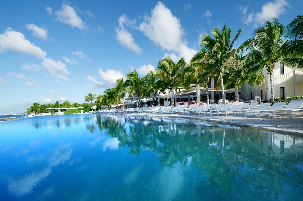 Curacao-Papagayo_Infinity Pool