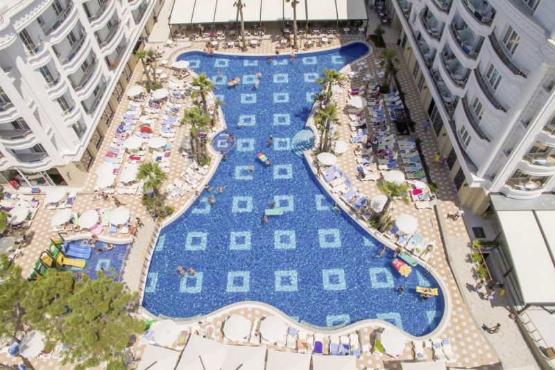 Albania-TIA_Fafa_Grand_Blu_Pool-2
