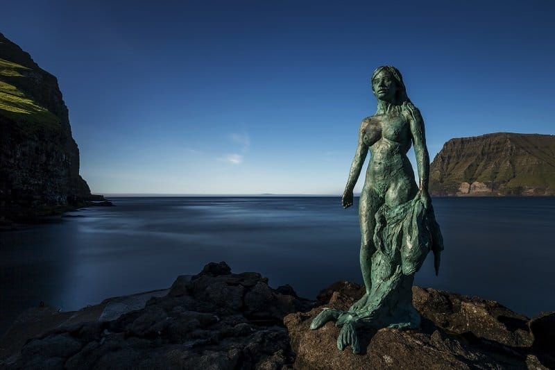 Färsaaret Kiertomatka autoillen