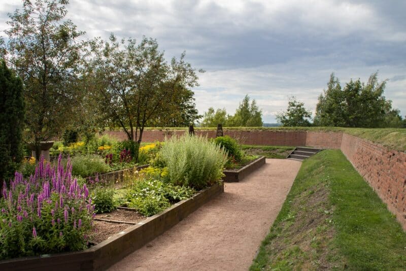 Kotkan puistot Yrttipuisto Redutti