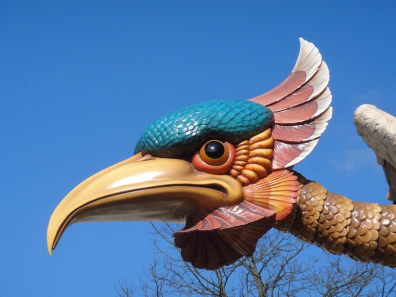 Hollanti-efteling-satumetsa-lintu