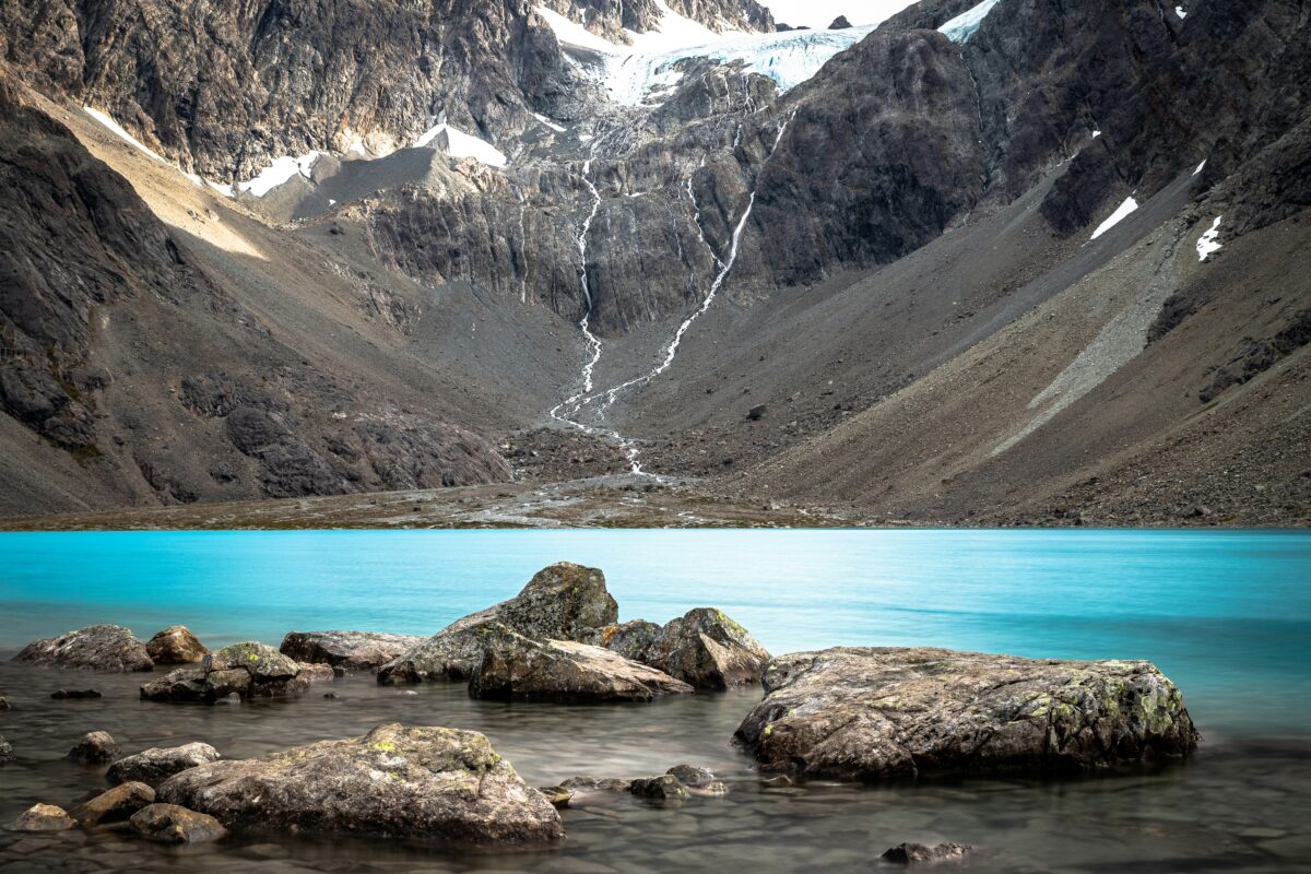 Blåisvatnet Lyngen Norja