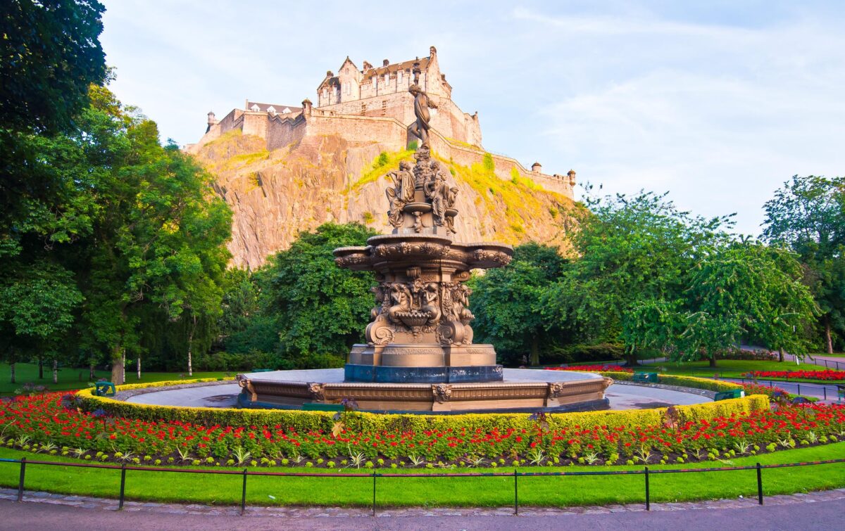 Skotlanti Edinburgh Princes Gardens Ross Fountain