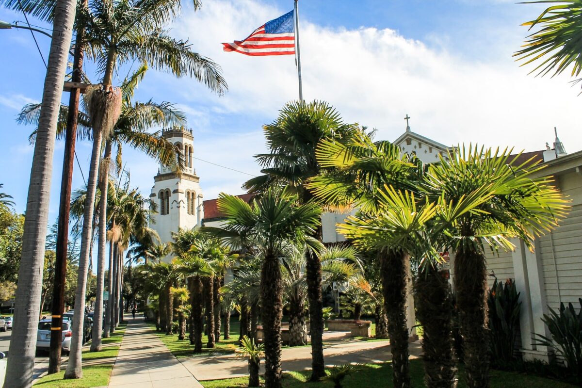 SANTA-BARBARA